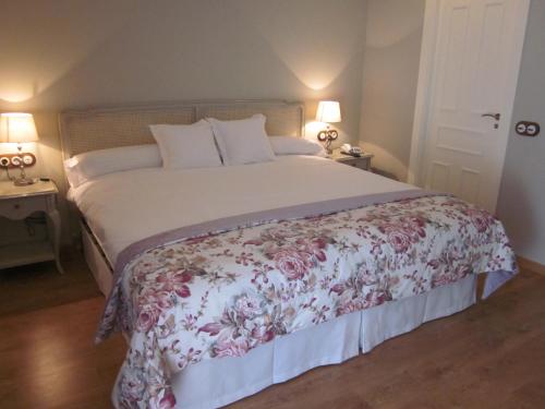 Habitación Deluxe - 1 cama grande - Uso individual Hotel Villa Monter 5
