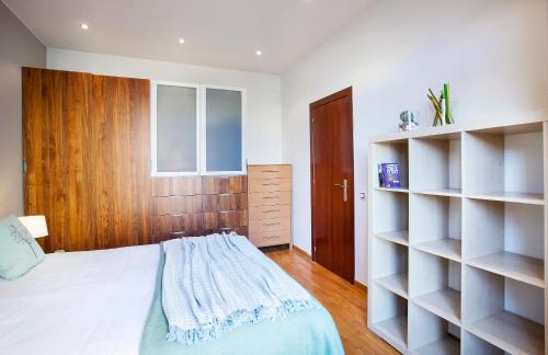 Apartments Barcelona & Home Deco Viladomat - image 12