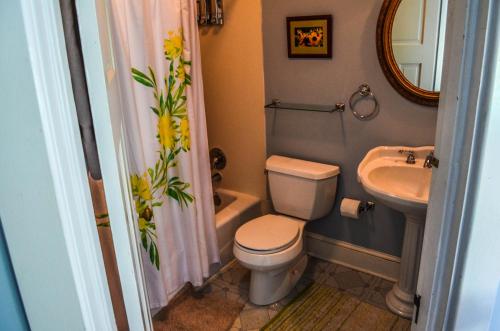 Greenwood Bed & Breakfast - image 8