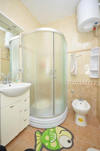 Apartments Miroslava - image 6