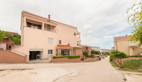  Apartments and Room Danijel in Sveti Filip i Jakov