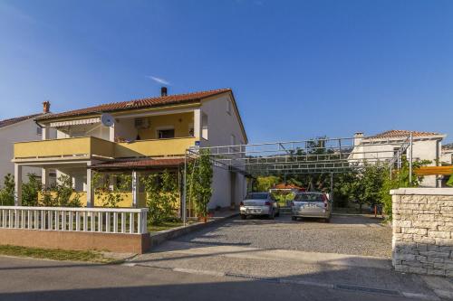 Apartments Ivica - image 3