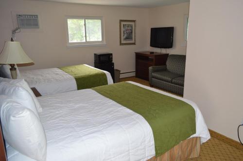 

Monnie Lynn Motel