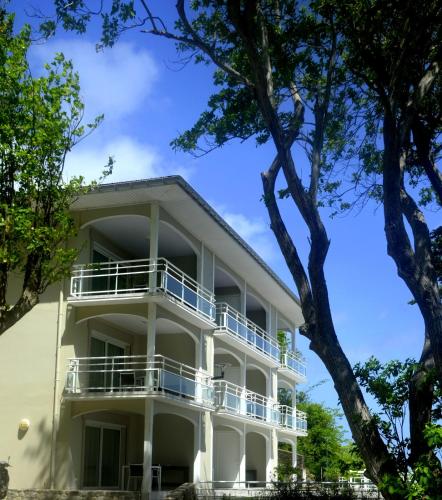 מרפסת, Hotel Bois Joli in Terre-de-Haut