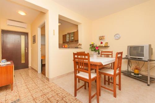Apartments Augustin - image 7