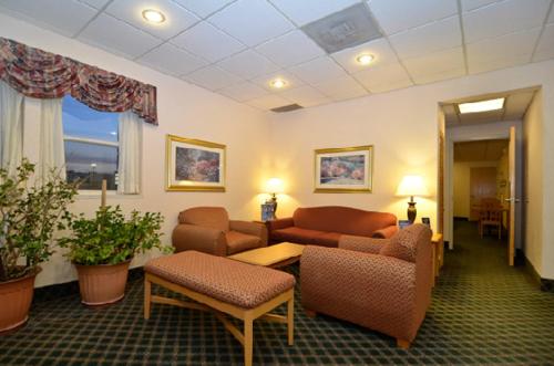 SureStay by Best Western Ottawa