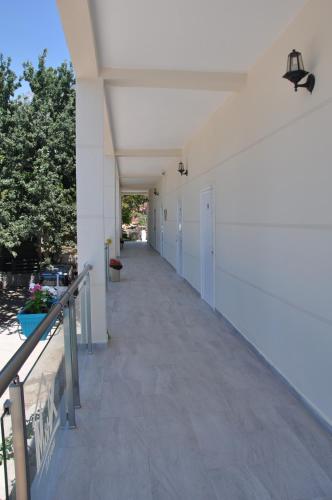 Guesthouse Riviera XH&M Dhermi - main image