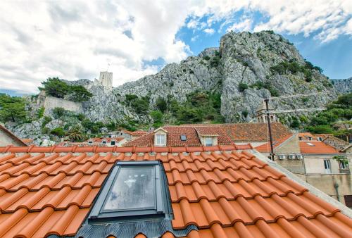  Apartment Mandic in Omiš