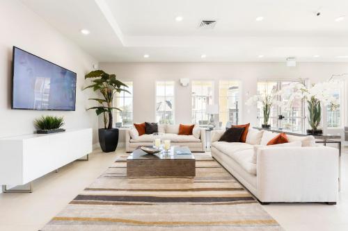 Summerville Vacation Homes by Columbia Management - image 4