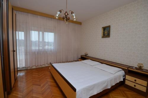 Apartment Frane - image 4
