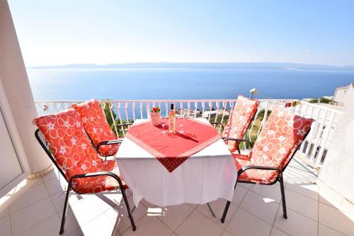 Two-Bedroom Apartment with Balcony
