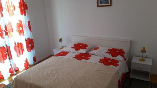 Apartment Branka - image 12