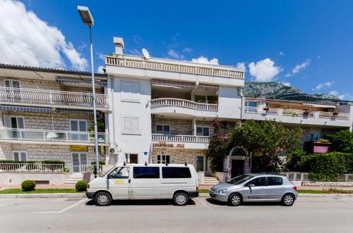  Apartments Fila in Makarska