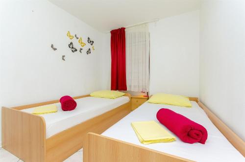Apartment and Room Old Town - image 10