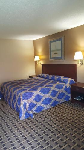 Red Carpet Inn Kinston - image 5