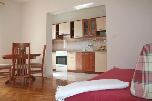 Apartment Anton - image 9