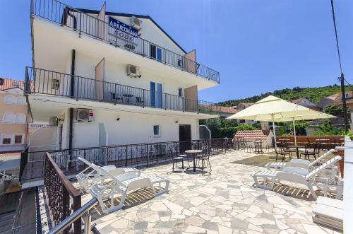  Apartments and Rooms Iva, Pension in Trogir