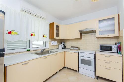 Apartments Rose - image 11