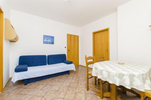 Apartments and Rooms Iva - image 3