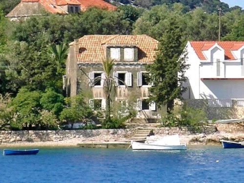  Apartments Marija in Koločep