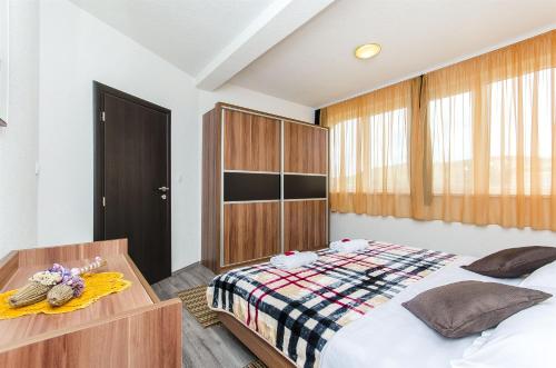 Apartments Branka - image 2