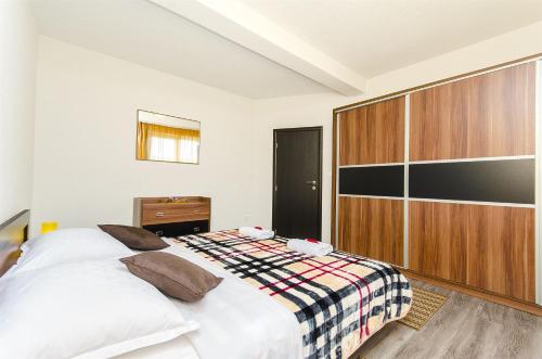 Apartments Branka - image 3