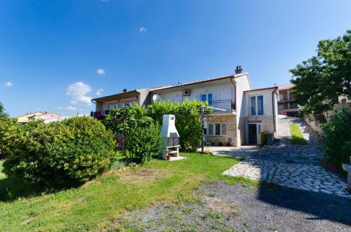  Apartment Vjekoslav, Unterkunft in Senj