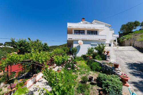 Apartment Anica - main image