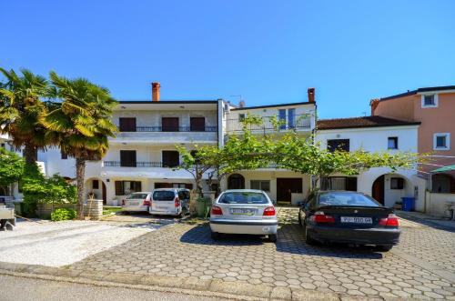 Apartments Romano - image 13