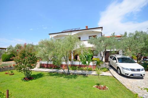 Apartments Ivanka - image 5