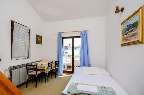 Apartments Cugurovic