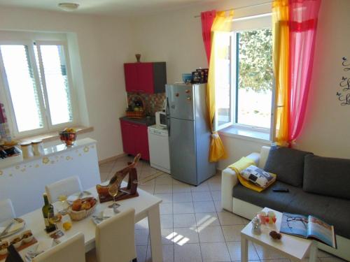  Apartment Rajka in Koromačno