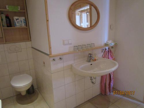 Fürdőszoba, Ferienwohnung Hück (Ferienwohnung Huck) in Lind