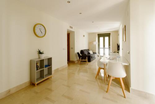 Azo1E Bright apartment heart of downtown, Sevilla (Foto 2)
