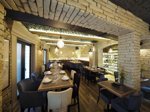 Garni Hotel Le Petit Piaf - image 2