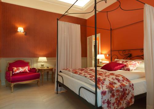 Superior Double Room image 4