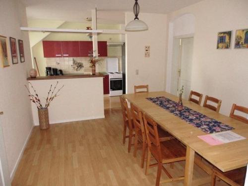  Sehr schöne 4 Raum Maisonette-Fewo mit 110qm + Balkon + zentral & preiswert - T7 in Dresden, Deutschland