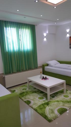 Lepi Apartments - image 2