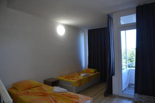 Hotel Neva – Kiten