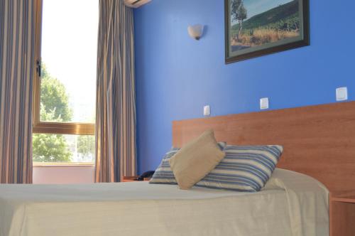 Imperio Hotel - image 3