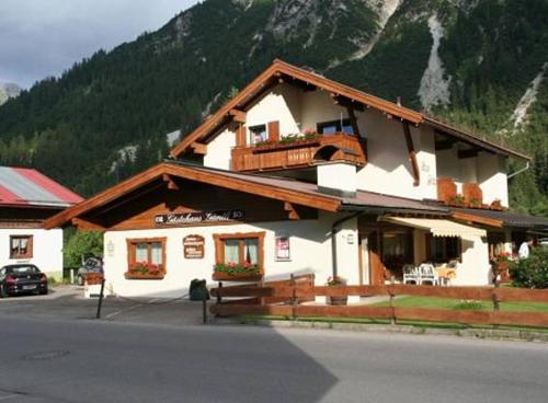 Haus Guentli - Chambre d'hôtes - Mittelberg