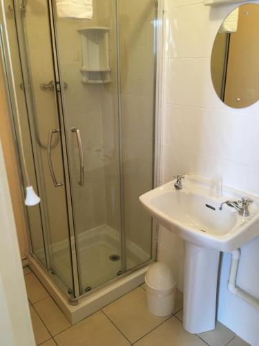 Standard Double Room room in Hotel Balmoral