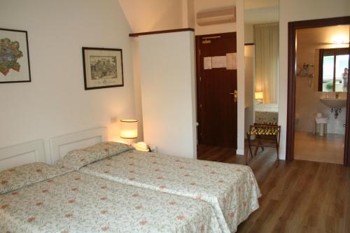 Superior Double Room with Balcony