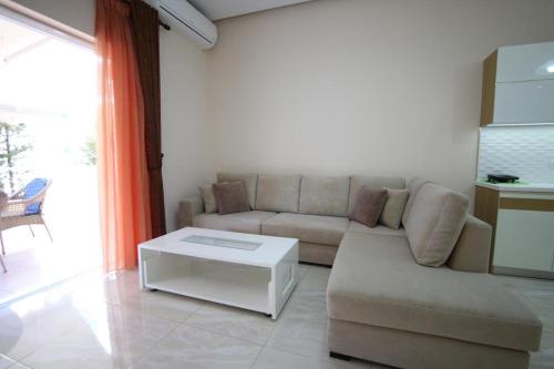 Apartment Eclipse - image 6