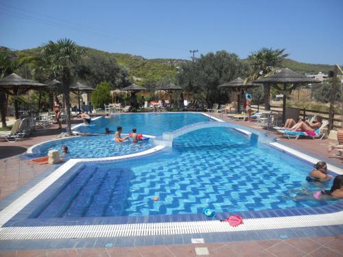 Angela Hotel, Agia Marina bei Pakhía Rákhi