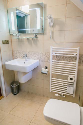 Hotel Best - image 10