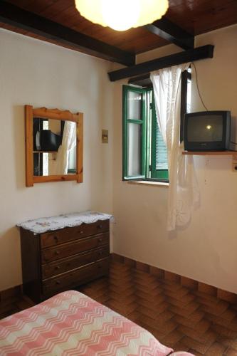 Eleonora - image 6