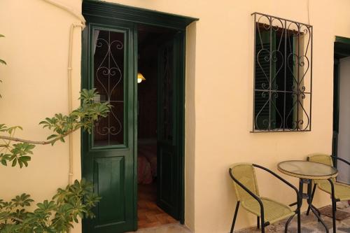 Triple Room image 10