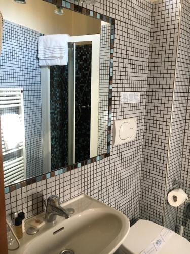 Boutique Hotel Scalzi - Adults Only, Verona (Foto 8)