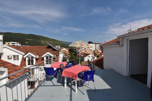 Sunny Grapes Apartments - image 11